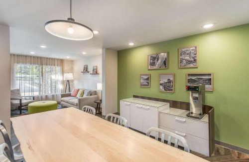 Greenville - Spartanburg Hotel | WoodSpring Suites Greenville Haywood Mall