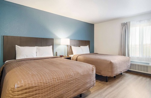 Southside Hotel | WoodSpring Suites Jacksonville Baymeadows