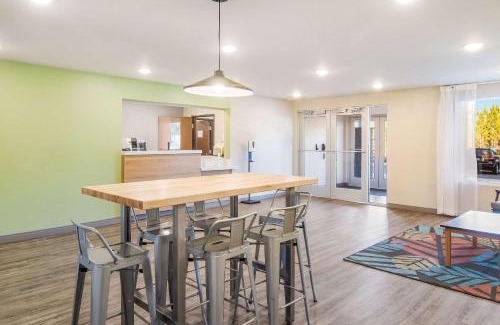 Southside Hotel | WoodSpring Suites Jacksonville Baymeadows