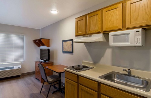 Arlington Hotel | WoodSpring Suites Jacksonville East 295 Cruise Port