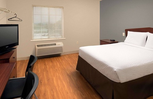 Liberty Hotel | WoodSpring Suites Kansas City Liberty