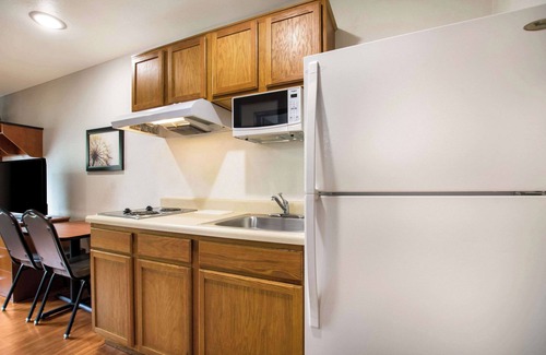 Buechel Hotel | WoodSpring Suites Louisville Southeast