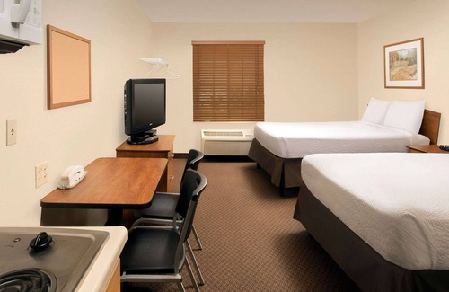 Midland Hotel | WoodSpring Suites Midland