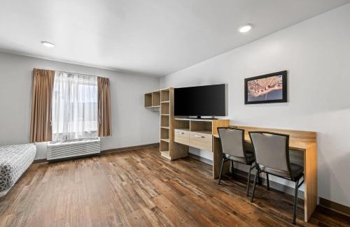 Winston - Salem Hotel | WoodSpring Suites Winston-Salem near Hanes Mall