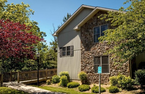 McGaheysville Condo | Woodstone at Massanutten 1br suite, Friday check-in
