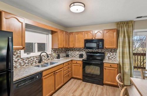 McGaheysville Condo | Woodstone Meadows 2 Bedroom 2 BA Condo at Massanutten Resort - May 18-25, 2025