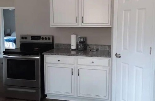 Morganton Cottage | Woodsy cottage next to Lake James