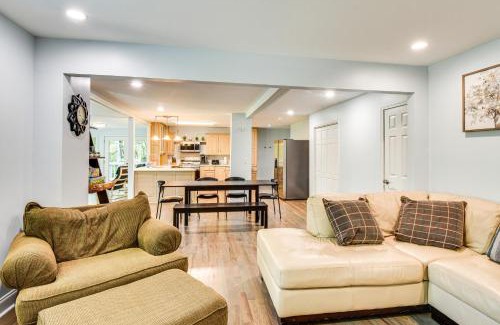 Dahlonega House | Woodsy Retreat with Deck and Views in Dahlonega!