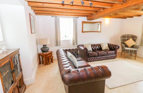 Tupton House | Woodthorpe Cruck Cottage