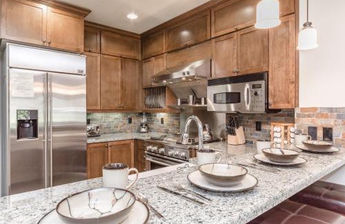 Woodwinds House | Woodwinds 25