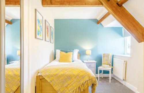 Kemble House | Wool Loft