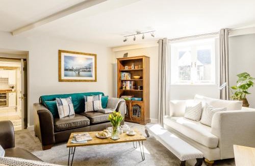 Kemble House | Wool Loft