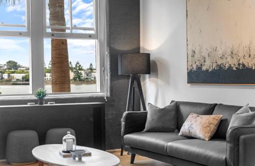 Teneriffe Apartment | Woolstore Riverfront Apartments Teneriffe