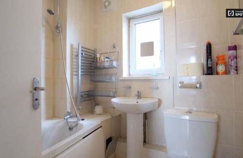 Woolwich Riverside Apartment | Woolwich short or long term apartment