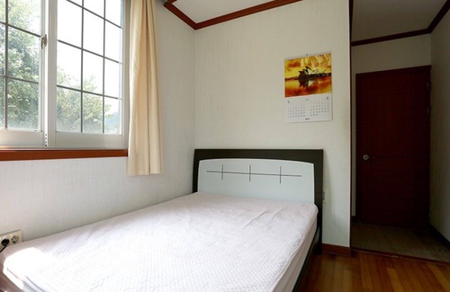 Jecheon House | Worak Pensionville Gauguin's House