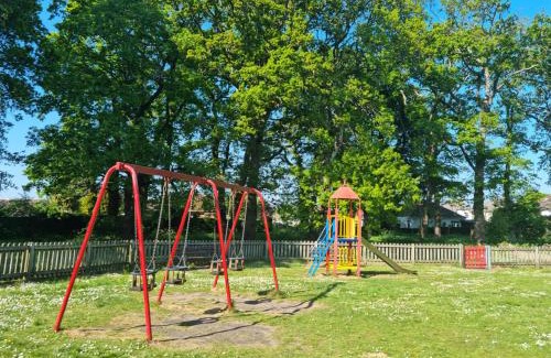 Bournemouth Apartment | Wordsworth - Peaceful Place