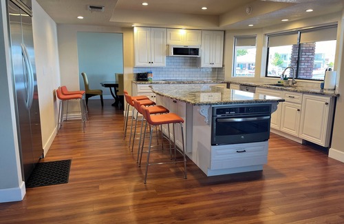 Spring Valley Lake House | WORK and PLAY. Beautiful, Spacious LakeFront home located in Victorville Ca.