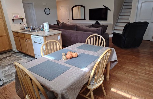 New Bern House | Work, Relax, Explore! 3 Bdrm House with screened in porch in New Bern.