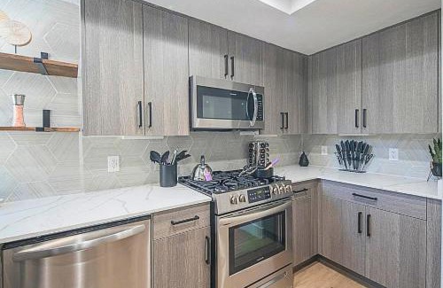 Kierland Apartment | Work, Swim, Recharge in Luxury N244