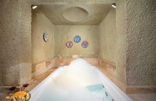 Mustafapasa Hotel | world cave house