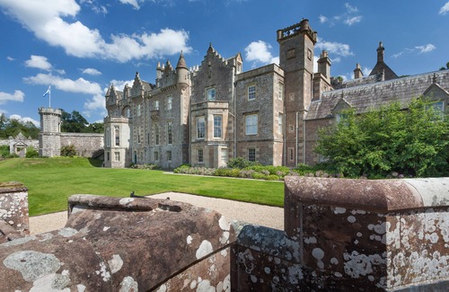 Melrose House | World famous house in the beautiful Scottish Borders