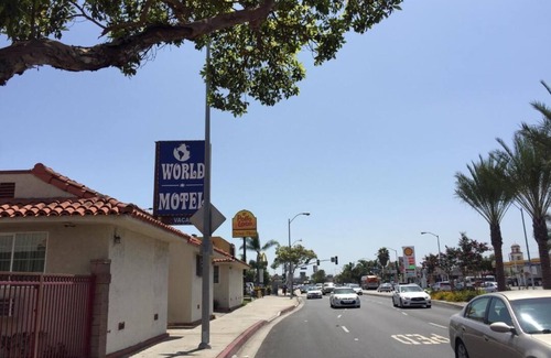 Lynwood Hotel | World Motel