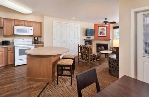 Big Bear Lake Hotel | WorldMark Big Bear - 2 Bedroom Twin