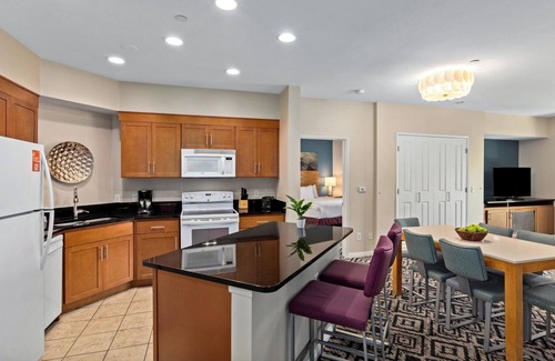 Terra Lago Resort | WorldMark Indio 2 Bedroom, 2 Bath Condo - Shuttle to Coachella