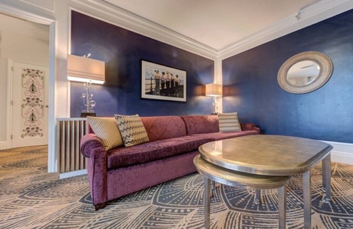 Park West Hotel | WorldMark Inn at the Park - 2 Bedroom Deluxe Queen