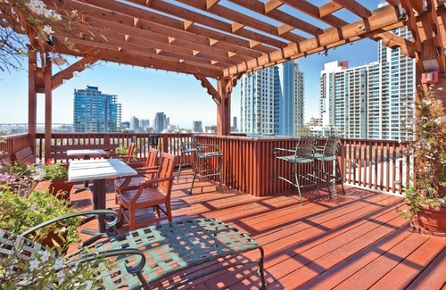 East Village Resort | WorldMark San Diego - Balboa Park