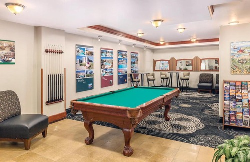 East Village Resort | WorldMark San Diego - Balboa Park
