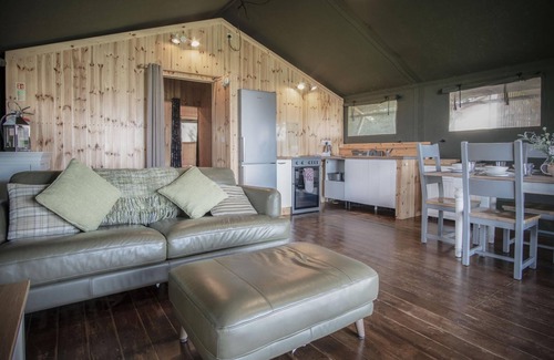 Llangennith RV Rental | Worms Head - Safari Tent - Llangennith