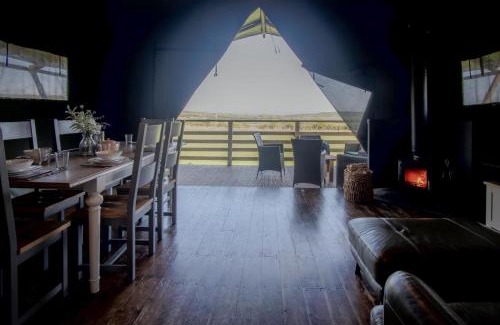 Llangennith Other | Worms Head - Safari Tent - Llangennith
