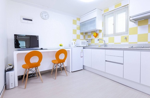 Seogang-dong House | Wow Hills Guest House