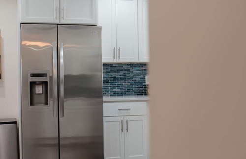 Briarcliff Heights House | Wow! Modern+Spacious Home ⭐️GREAT LOCATION⭐️