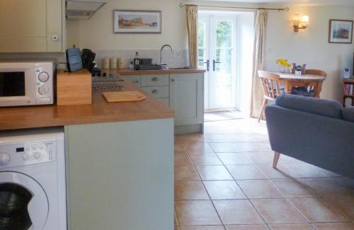 Bridport House | Wren Cottage