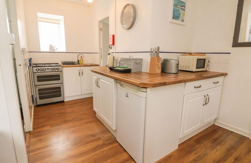 Watermouth Cottage | WREN COTTAGE, pet friendly, character holiday cottage in Ilfracombe