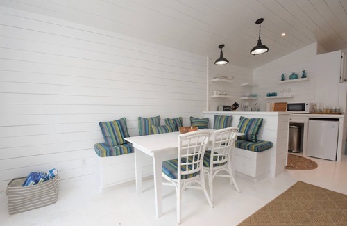 Dunmore Town Apartment | Wren’s Nest Right Above Town!