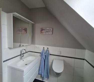 Großwaabs Apartment | Wunderschöne Ferienwohnung Mit Terrasse Und Garten