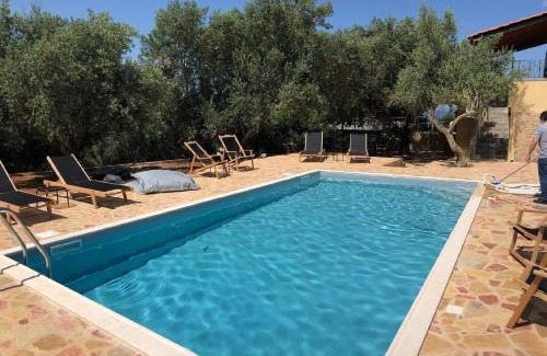 Xifias House | Wunderschönes Ferienhaus In Agios Stefanos