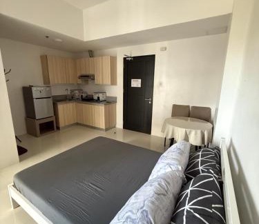 Mandurriao Apartment | WV Towers