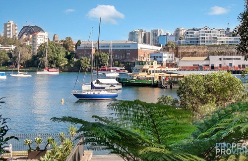 Neutral Bay Apartment | Wycombe Waterfront Apartment at Kurruba Point