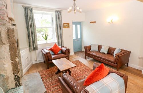 Bakewell House | Wyebrow Cottage