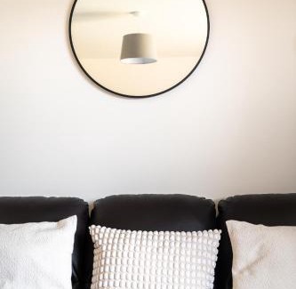 Chapeltown House | Wykebeck Mount by Our Home Short Stays stunning new build property with plenty of room free parking and fast WiFi