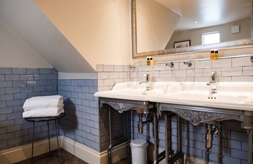 Winchester Hotel | Wykeham Arms