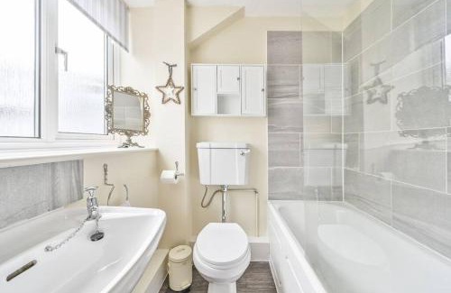 Lanreath House | Wykeham Coach House