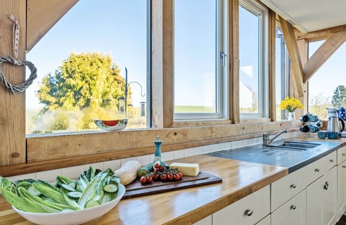 Littlebredy House | Wylye Croft -sleeps 8 guests in 4 bedrooms