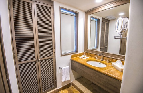 Downtown Hotel | Wyndham Alltra Playa del Carmen Adults Only All Inclusive