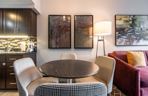 Lower Nob Hill Hotel | Wyndham Canterbury at San Francisco - 1 Bedroom
