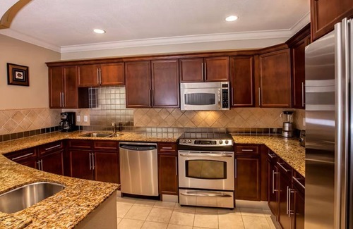 Destin Resort | Wyndham Emerald Grande Resort, 3 bedrooms on Destin's white beach. Family Spot!